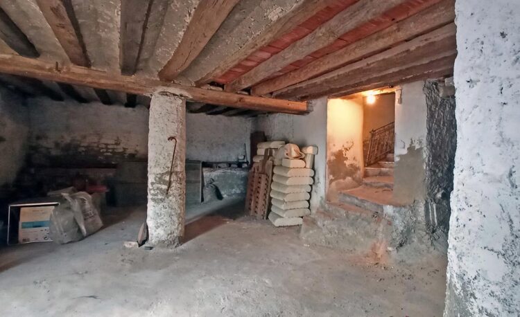 Detalle del sótano de la Casa Garcés